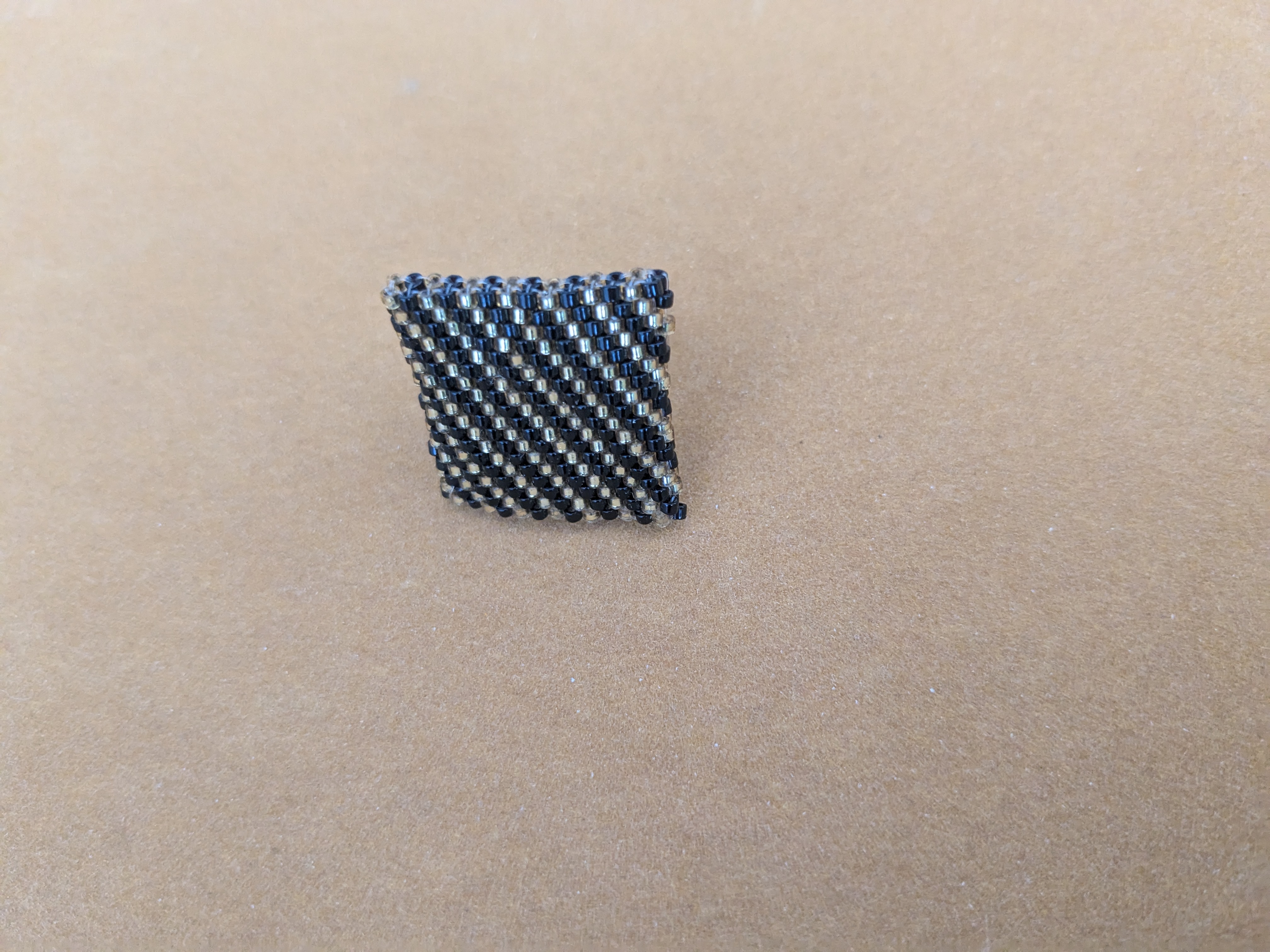 Bague en perles tressées Graphique